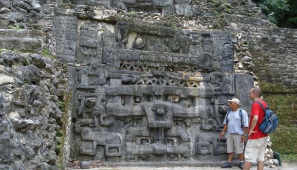 belize mayan ruins