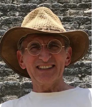 Dr. Francesco A.